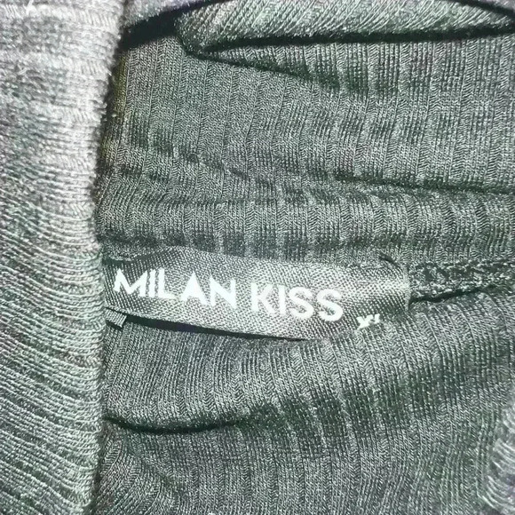 🟣Milan Kiss Ribbed Turtleneck Tank – Size XL - Picture 3 of 5